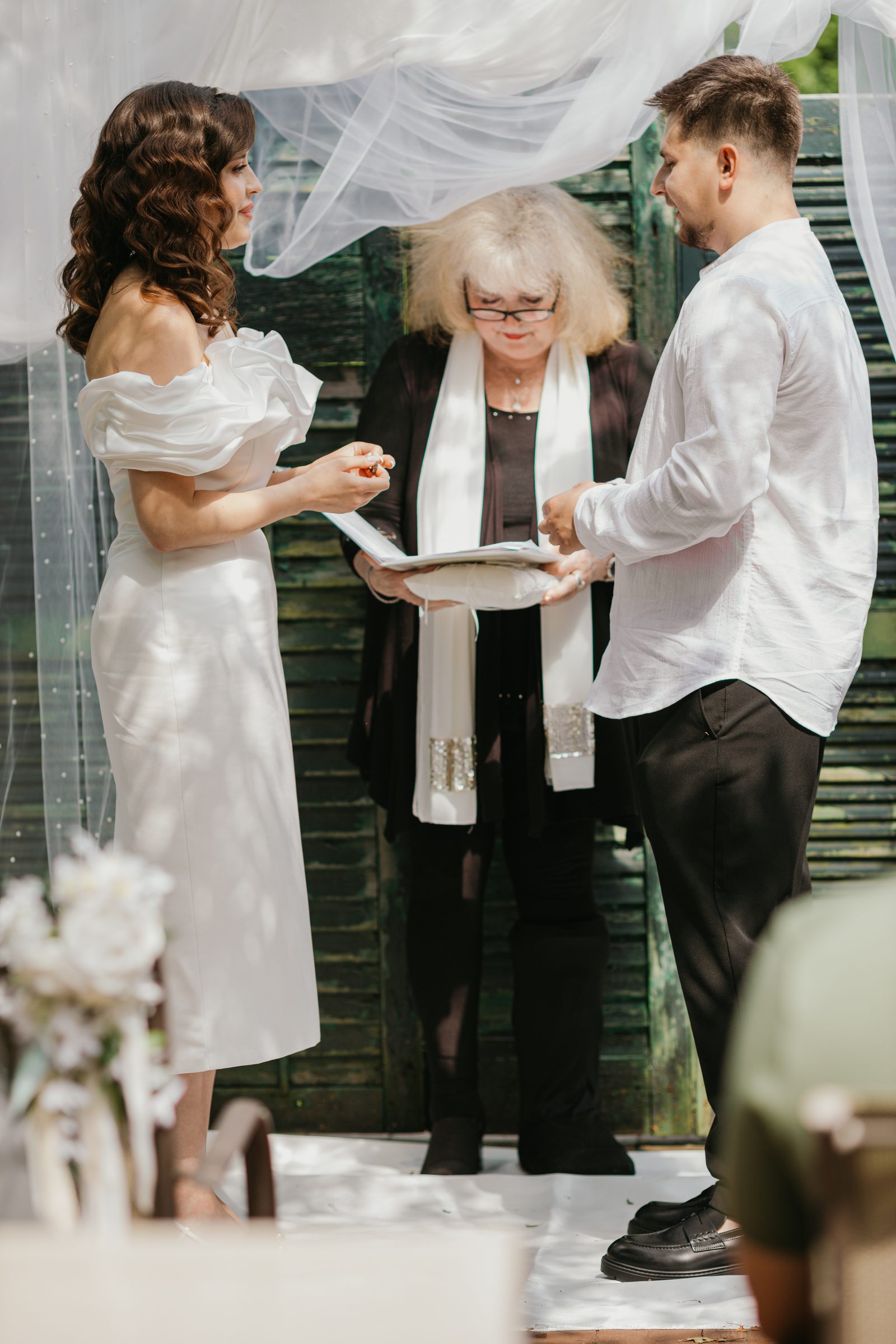 Cape Cod wedding photographer — beach ceremony in soft coastal light